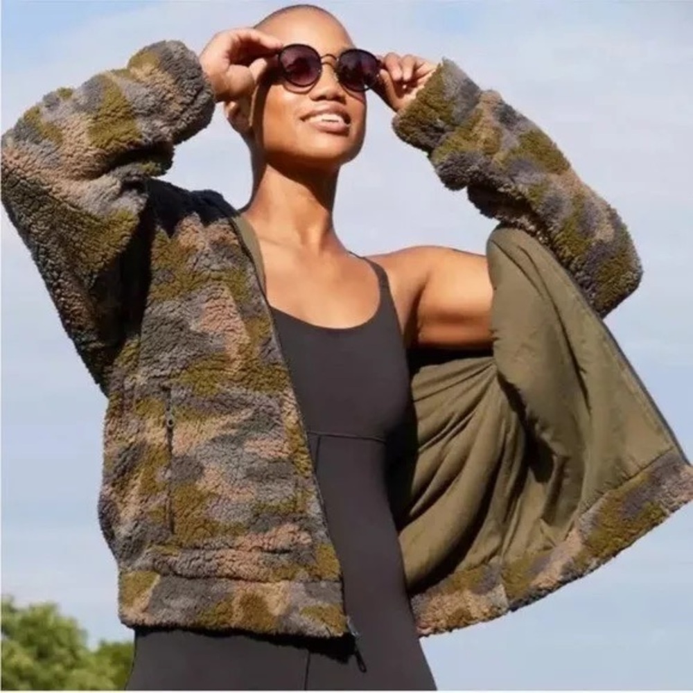 Offline Camo Sherpa